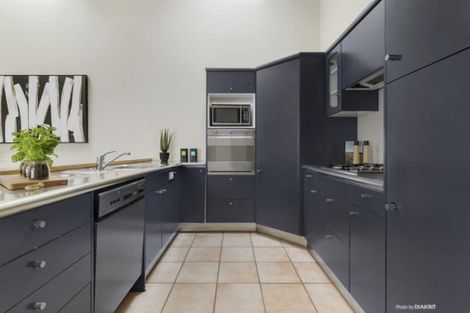 Photo of property in 9/28 Hobson Street, Thorndon, Wellington, 6011