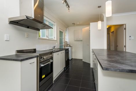 Photo of property in 62 Stott Avenue, Birkdale, Auckland, 0626