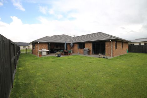Photo of property in 73 Mataroa Crescent, Flagstaff, Hamilton, 3210