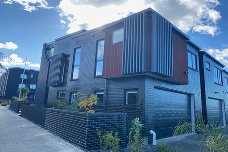 Photo of property in 2a Longshore Drive, Long Bay, Auckland, 0630