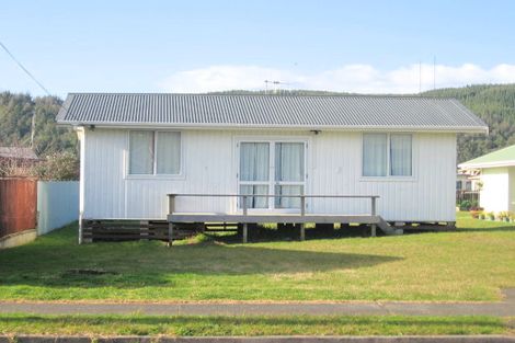 Photo of property in 120 Hetherington Road, Whangamata, 3620