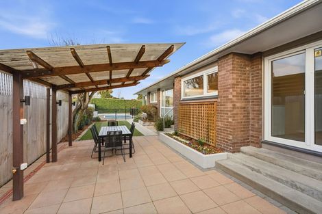 Photo of property in 6 Camelot Street, Ilam, Christchurch, 8041