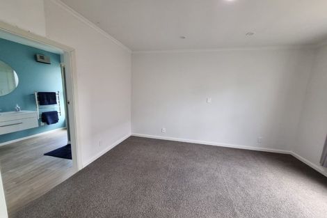 Photo of property in 43 Birchfield Avenue, Dallington, Christchurch, 8061