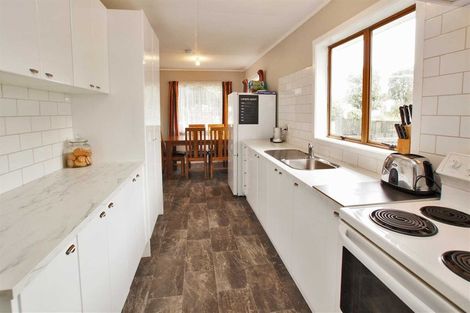 Photo of property in 16 Coventry Road, Melville, Hamilton, 3206