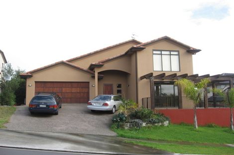 Photo of property in 64 Mt Lebanon Crescent, The Gardens, Auckland, 2105