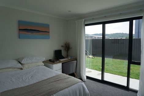 Photo of property in 6 La Mer Lane, Wallaceville, Upper Hutt, 5018