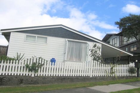 Photo of property in 5 Westpoint Avenue, Harbour View, Lower Hutt, 5010