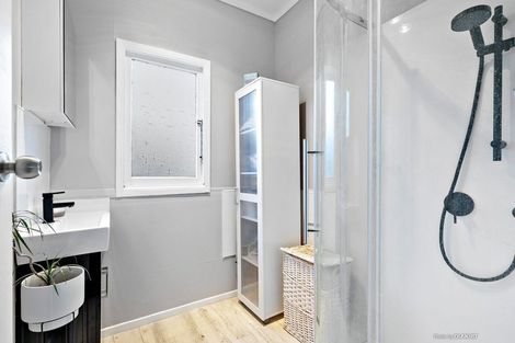 Photo of property in 40 Lonsdale Crescent, Rongotai, Wellington, 6022