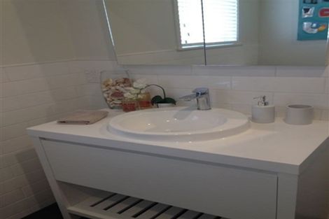 Photo of property in 2/40 Tawhiri Road, One Tree Hill, Auckland, 1061