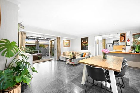 Photo of property in 6 Tudor Crescent, Chedworth, Hamilton, 3210