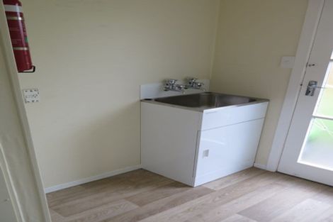 Photo of property in 77 Seabrook Avenue, New Lynn, Auckland, 0600