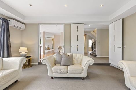 Photo of property in 68 Willowview Drive, Redwood, Christchurch, 8051