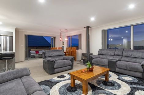 Photo of property in 2 Damien Place, Ohauiti, Tauranga, 3112