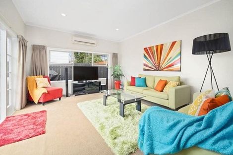 Photo of property in 1/8 Arrow Road, Forrest Hill, Auckland, 0620