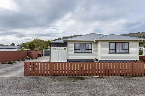 Photo of property in 9 Eva Street, Greymouth, 7805
