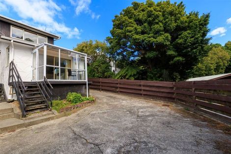 Photo of property in 34 Harbour View Road, Harbour View, Lower Hutt, 5010