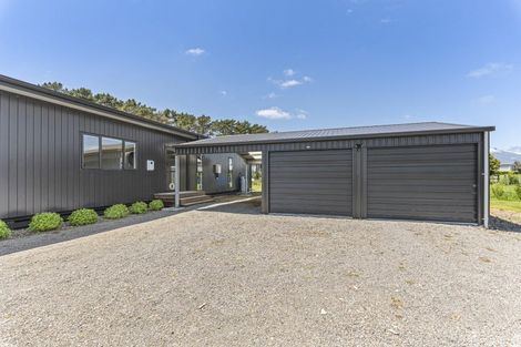 Photo of property in 205 Puniho Road, Warea, New Plymouth, 4381