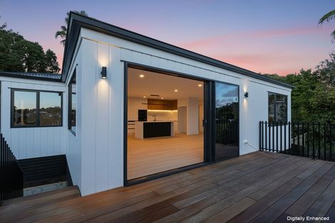 Photo of property in 8a Cedar Terrace, Stanmore Bay, Whangaparaoa, 0932