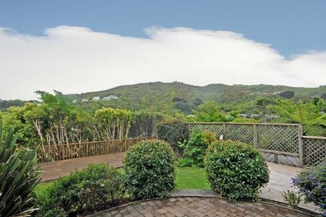 Photo of property in 51 David Crescent, Karori, Wellington, 6012