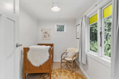 Photo of property in 70 Pleasant Road, Glen Eden, Auckland, 0602