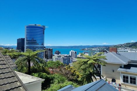 Photo of property in 253 The Terrace, Te Aro, Wellington, 6011