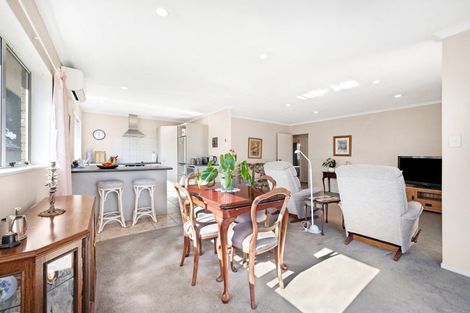 Photo of property in 10 Kilbaha Close, East Tamaki, Auckland, 2013