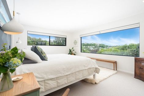 Photo of property in 17 Kim Street, Khandallah, Wellington, 6035