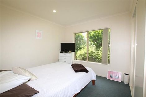 Photo of property in 15 Chelmsley Avenue, Henderson, Auckland, 0612