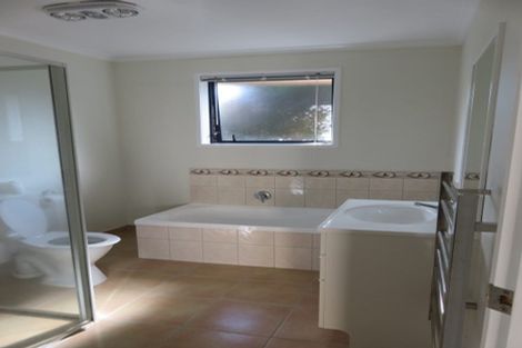 Photo of property in 22 Max Short Drive, Pukekohe, 2120