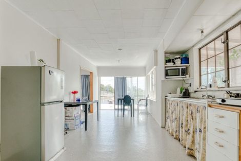 Photo of property in 8 Condliffe Place, New Windsor, Auckland, 0600