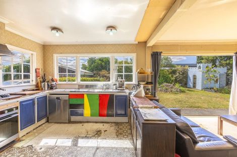 Photo of property in 11 Cook Street, Waipukurau, 4200