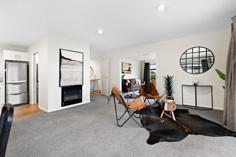 Photo of property in 4 Cone Peak Close, Lake Hayes, Queenstown, 9304