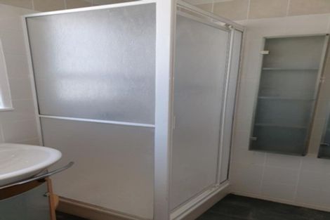 Photo of property in 4 Mountbatten Place, Papakura, 2110