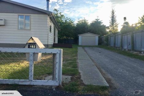 Photo of property in 21 Glenbrook Crescent, Twizel, 7901