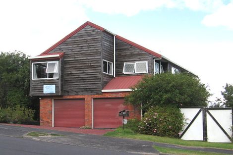 Photo of property in 177 West Harbour Drive, West Harbour, Auckland, 0618