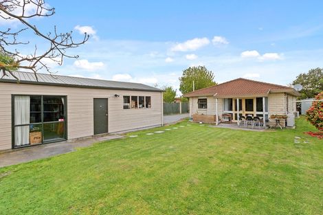 Photo of property in 43 Arcon Drive, Broomfield, Christchurch, 8042