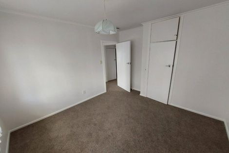 Photo of property in 1/27 Exmouth Road, Northcote, Auckland, 0627