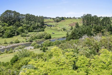 Photo of property in 5c Lindaver Grove, Merrilands, New Plymouth, 4312