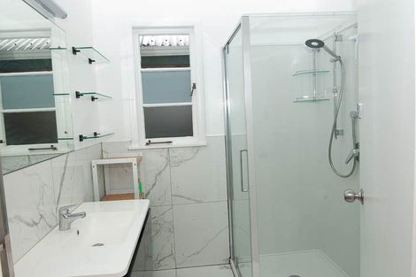 Photo of property in 11 Cliff Street, Onerahi, Whangarei, 0110