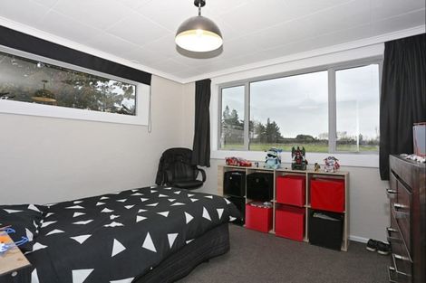 Photo of property in 33 Pomona Road West, Makarewa, Invercargill, 9876