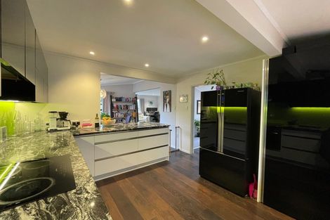 Photo of property in 4b Rajputana Way, Khandallah, Wellington, 6035