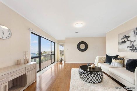 Photo of property in 153 Wiseley Road, West Harbour, Auckland, 0618