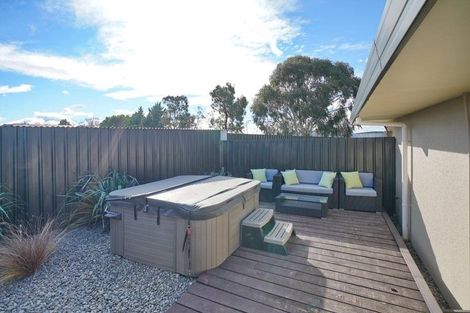 Photo of property in 195 Mound Road, Broomfield, 7482