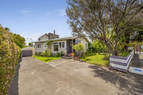 Photo of property in 42 Given Street, Havelock North, 4130