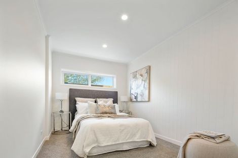 Photo of property in 112b Roberts Road, Te Atatu South, Auckland, 0610