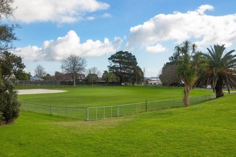 Photo of property in 1/32 Queen Street, Papakura, 2110