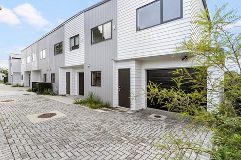 Photo of property in 13e Von Sturmer Street, Mangere East, Auckland, 2024