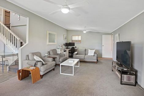 Photo of property in 1 Mount Avenue, Pauanui, Hikuai, 3579