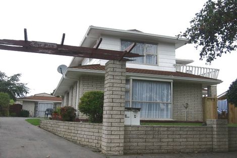 Photo of property in 4 Meadowbrook Drive, Cloverlea, Palmerston North, 4412