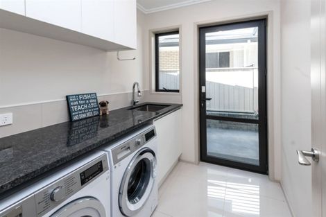 Photo of property in 84b Nelson Street, Howick, Auckland, 2014